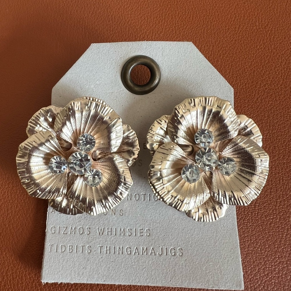 Anthropologie Crystal Blossom Earrings - Gold Floral - Picture 2 of 8
